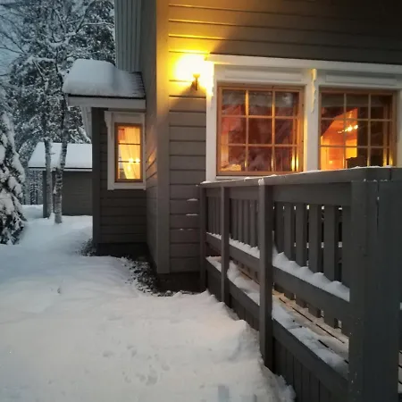 Raekkipirtti Chalet Luosto