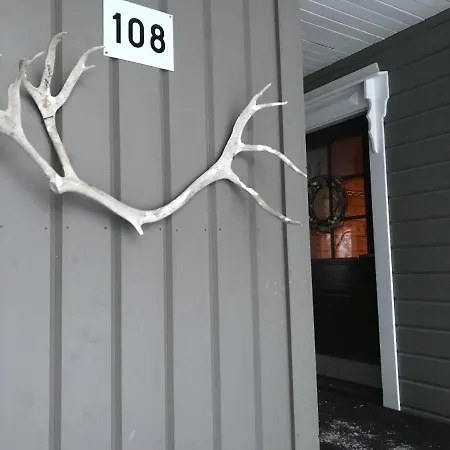 Raekkipirtti Chalet Luosto