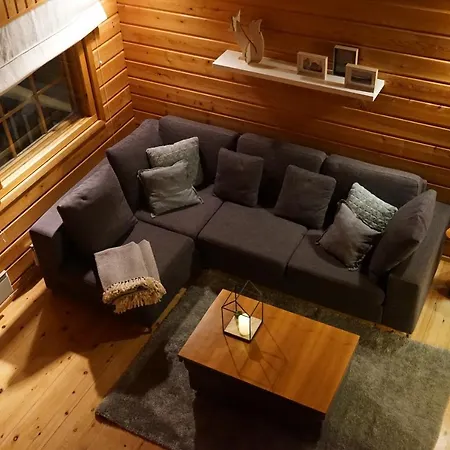 Raekkipirtti Chalet Luosto