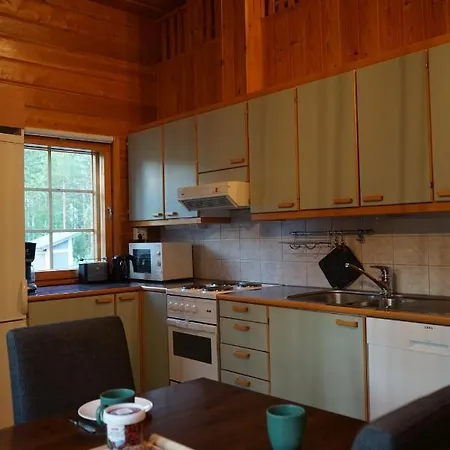 Raekkipirtti * Luosto